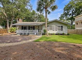 10 Myrtle Ln, Hilton Head Island, SC 29928