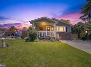 6421 Harthorn Ave, Elkridge, MD 21075