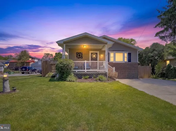 6421 Harthorn Ave, Elkridge, MD 21075