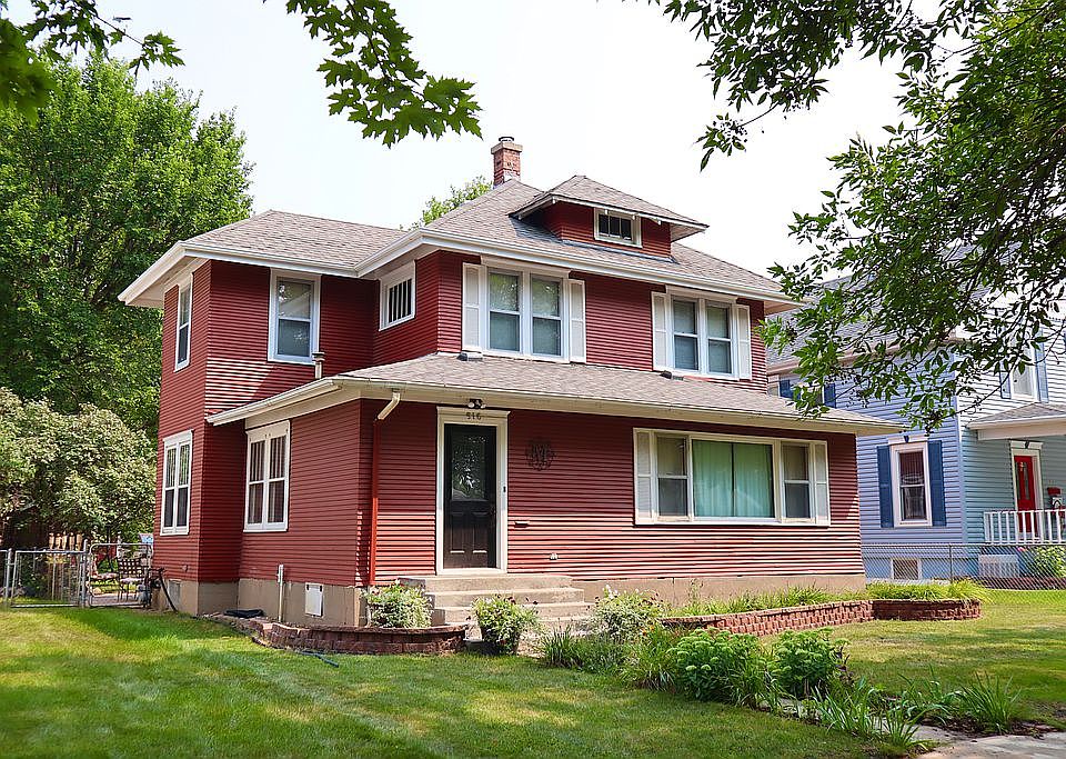 1st image of 916 Idaho Ave SE
