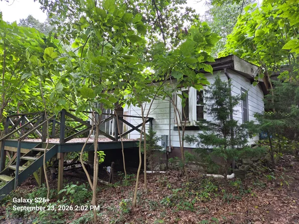24072 Shurte St, Cassopolis, MI 49031
