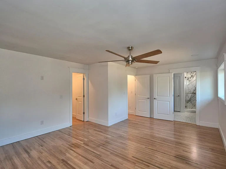 109 Edgemont Dr — Photo 26