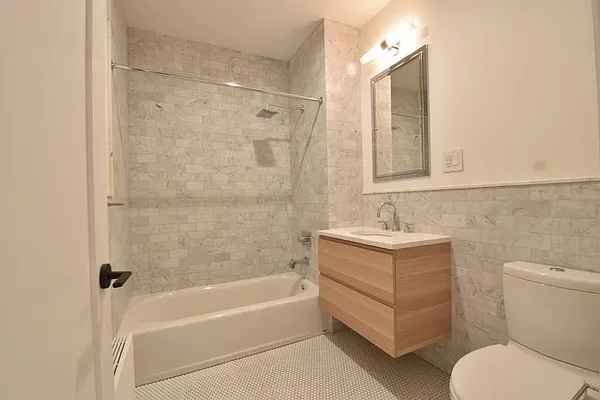 Rented by (Legacy) NY Quality Living Uptown | media 7