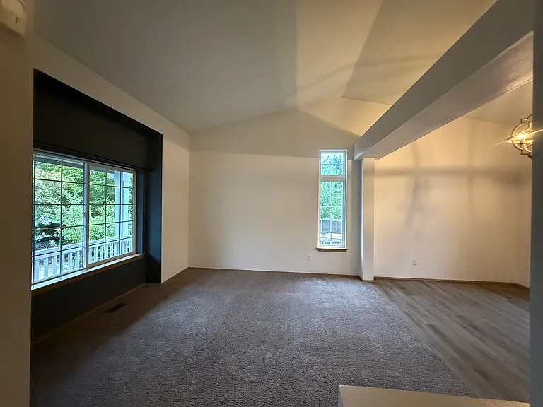 12415 201st Avenue Ct E — Photo 17