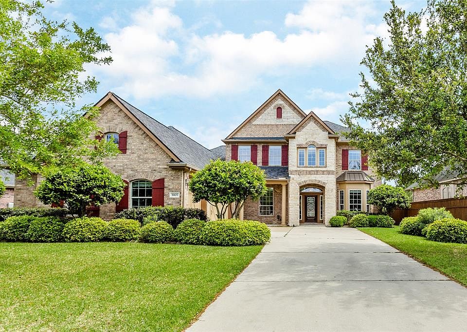 1st image of 5907 Fulshear Plantation Dr