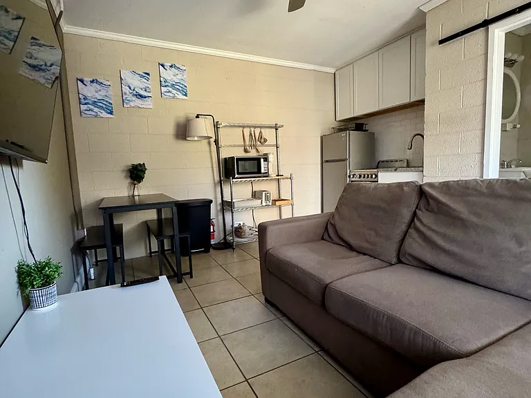 402 S Holly St #J — Photo 17
