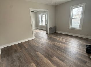 19 Reservoir St, Carbondale, PA 18407