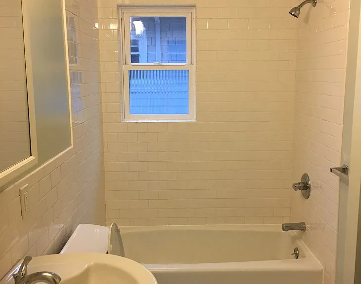 1424-1426 Alcatraz Ave #1426 — Photo 7