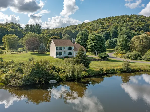 6 Mill Pond Road, New Fairfield, CT 06812