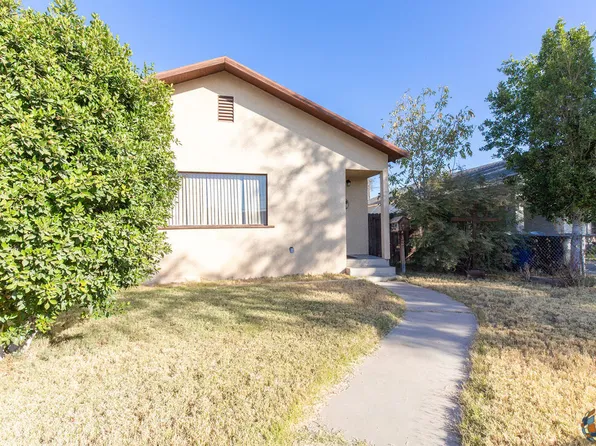 327 C St, Brawley, CA 92227