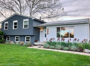 42834 Joy Rd, Plymouth, MI 48170