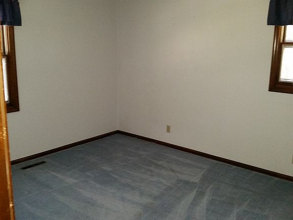 5th image of 709 E Competine St