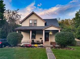 3841 Columbia Rd, North Olmsted, OH 44070