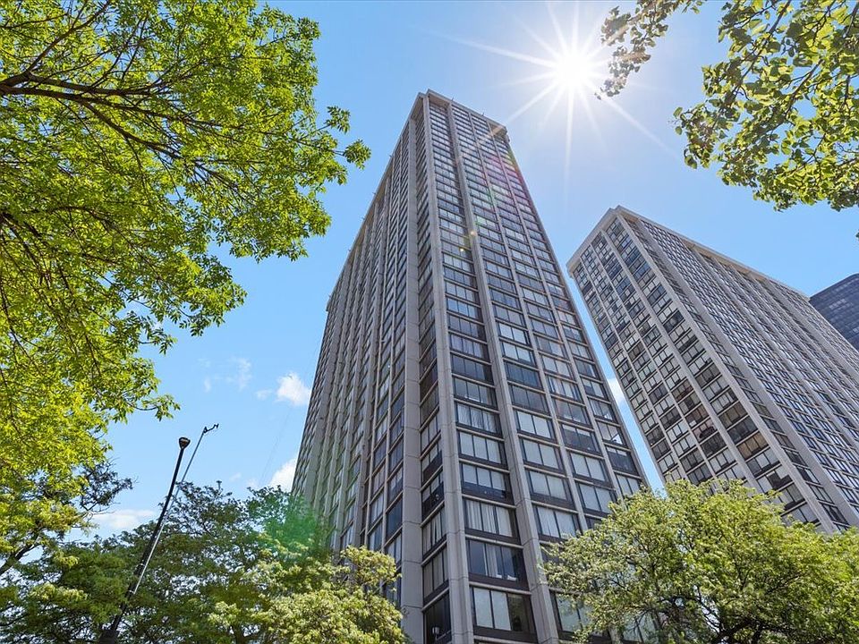 1st image of 5455 N Sheridan Rd APT 3106