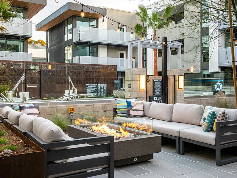 The Californian Coastal Apartments — Photo 11