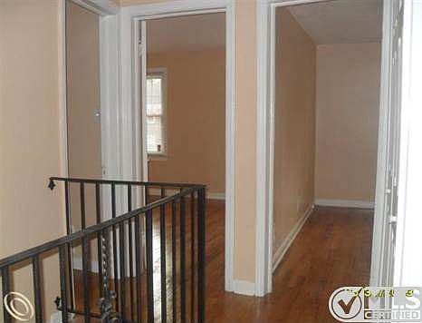 18501 Pinehurst (6).JPG