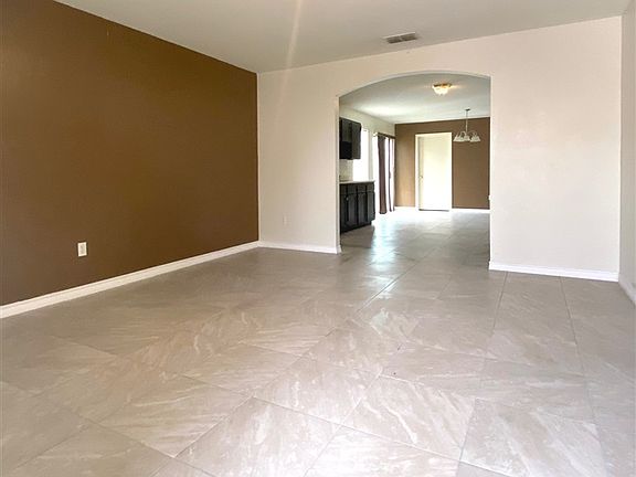 2nd image of 209 Mescalero Dr