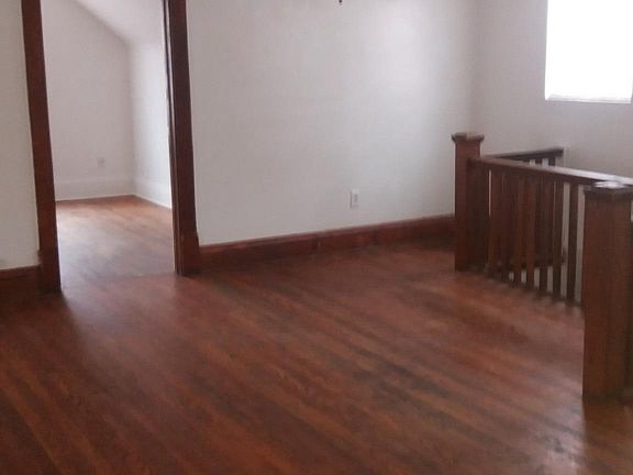 2nd image of 1520 Lee St E #3