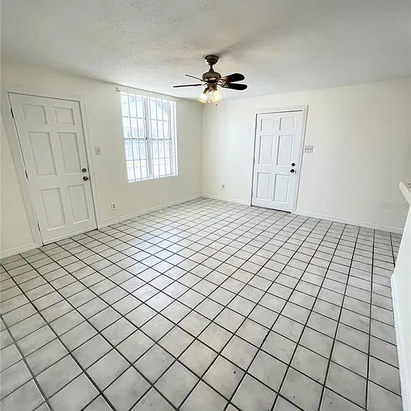 2916 N 16th St #1 — Photo 5