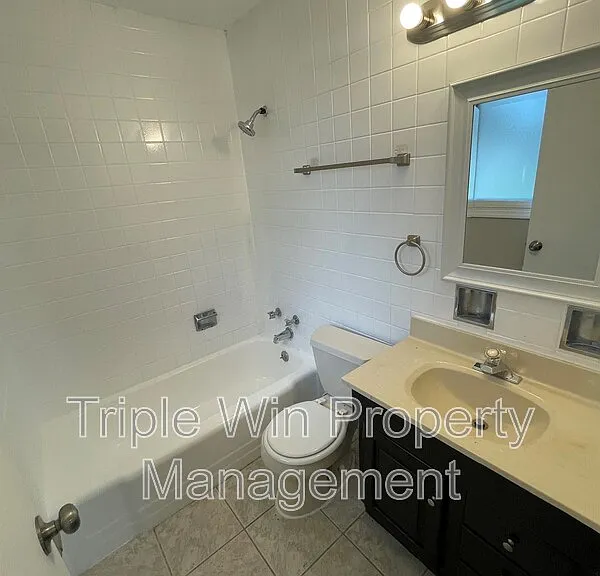 3125 Saint Catherine St — Photo 33