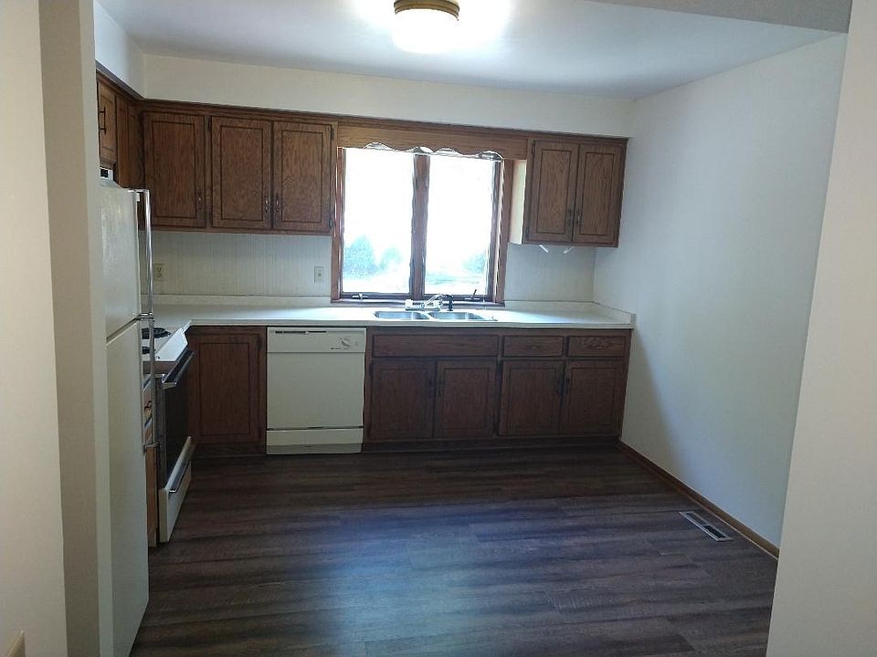 2nd image of 3027 Aldrich Ave S