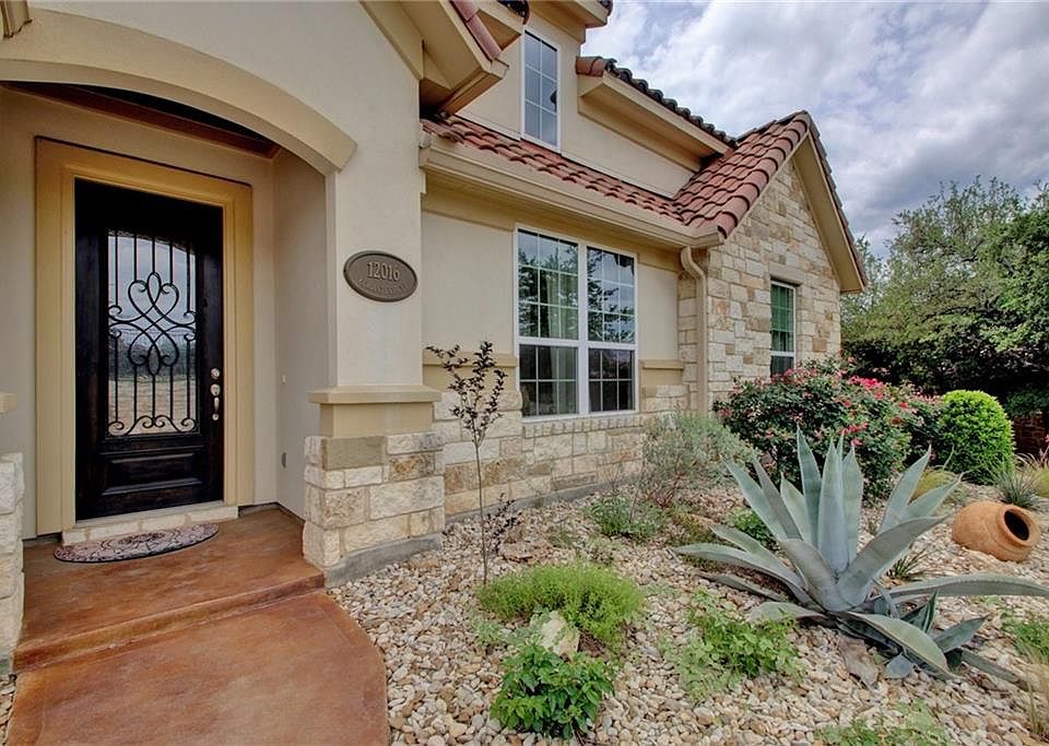 1st image of 12016 Versante Cir