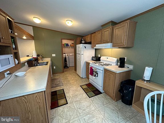 5th image of 206 Chesapeake Est