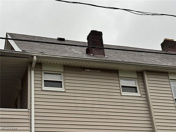 3rd image of 12700 Lenacrave Ave