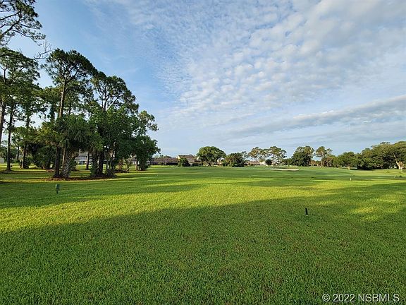4th image of 105 Golf Club Dr