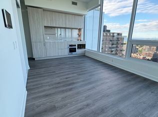 28 Ann St #2107, Mississauga, ON L5G 3G1