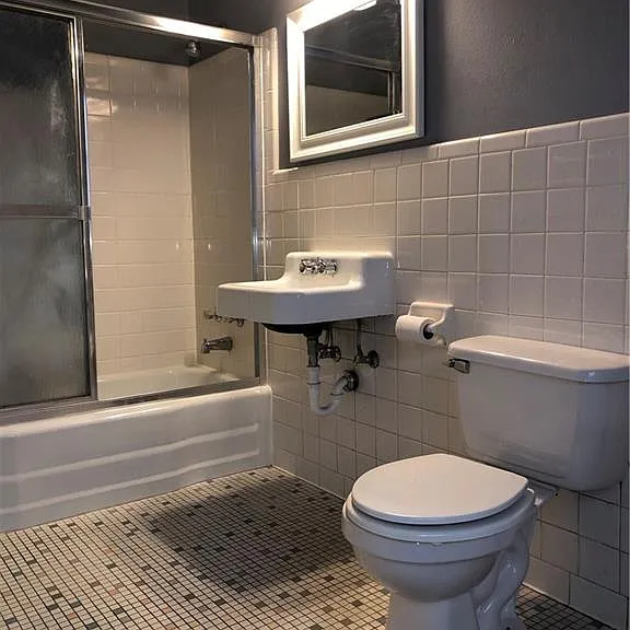 1601 N Sang Ave — Photo 10