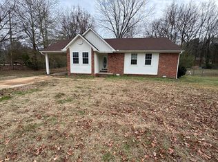 6 Stratford Ln, Jackson, TN 38305