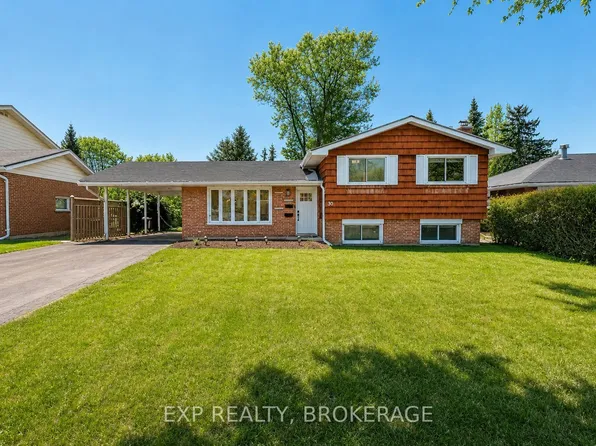 30 Queen Mary Rd #A, Kingston, ON K7M 2A4