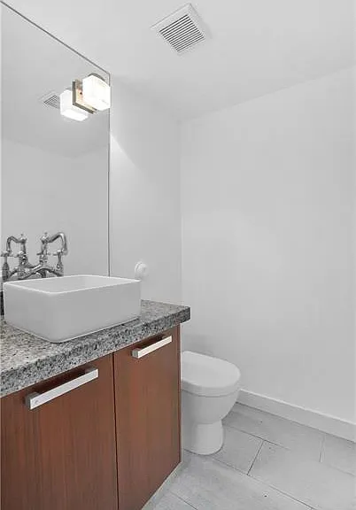 720 NE 62nd St #4 — Photo 9