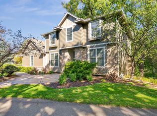 4152 Cashell Gln, Eagan, MN 55122