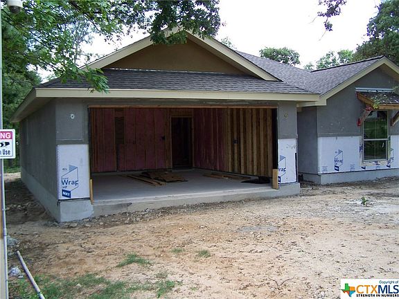 2nd image of 268 Great Oaks