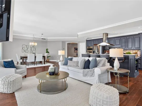 4545 Commerce St Unit 2401, Virginia Beach, VA 23462