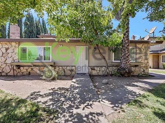 2nd image of 2941 Norcade Cir Unit 1
