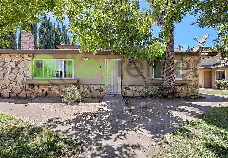 2941 Norcade Cir #1 — Photo 2