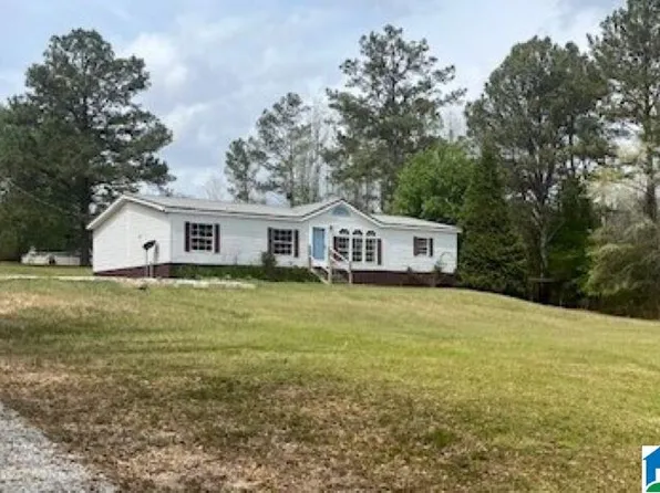 1560 Blue Ridge Rd, Talladega, AL 36266