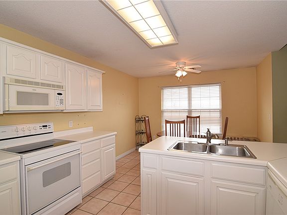 4th image of 500 Primrose Ave