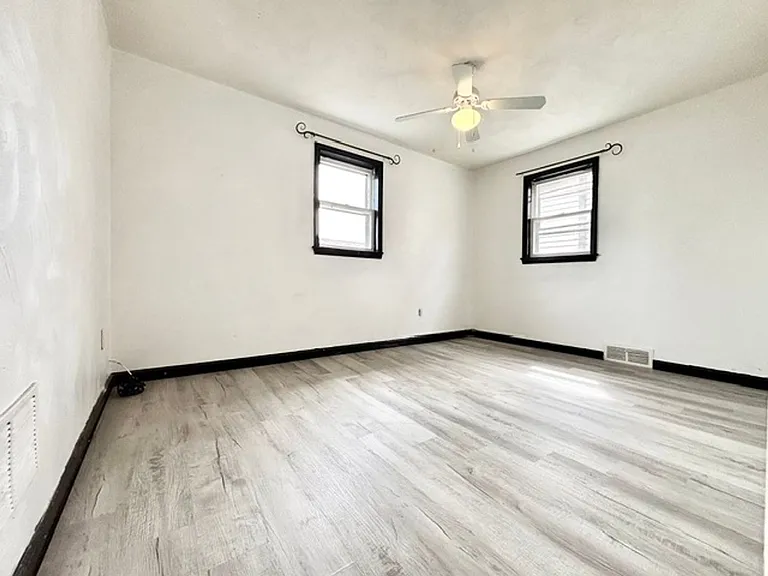 611 Green St — Photo 15