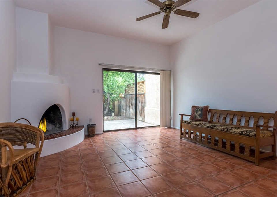 1st image of 2834 Plaza Rojo