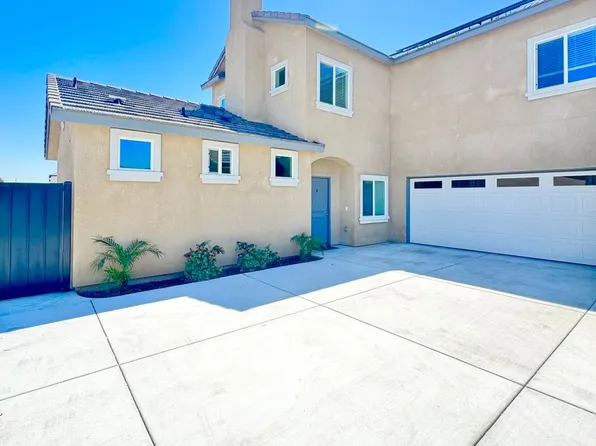 8621 Frankie Lou St, Bakersfield, CA 93314