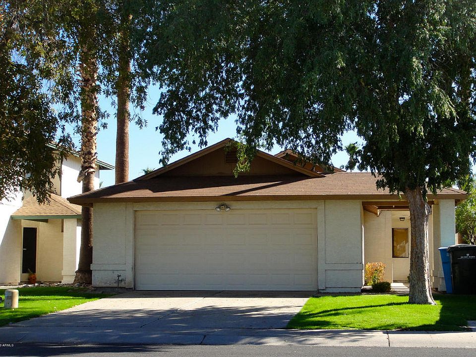 1st image of 4425 N 101st Ave