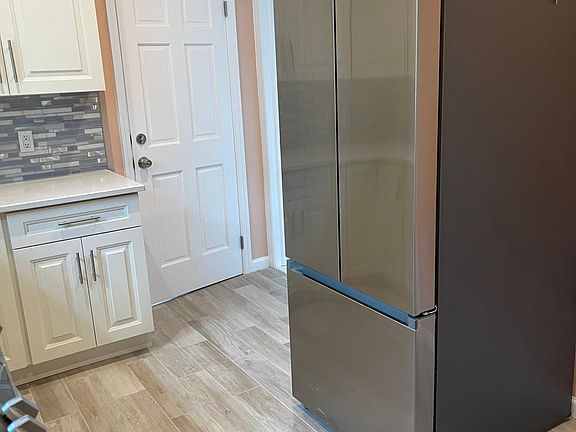 5th image of 8742 Lefferts Blvd Floor 2