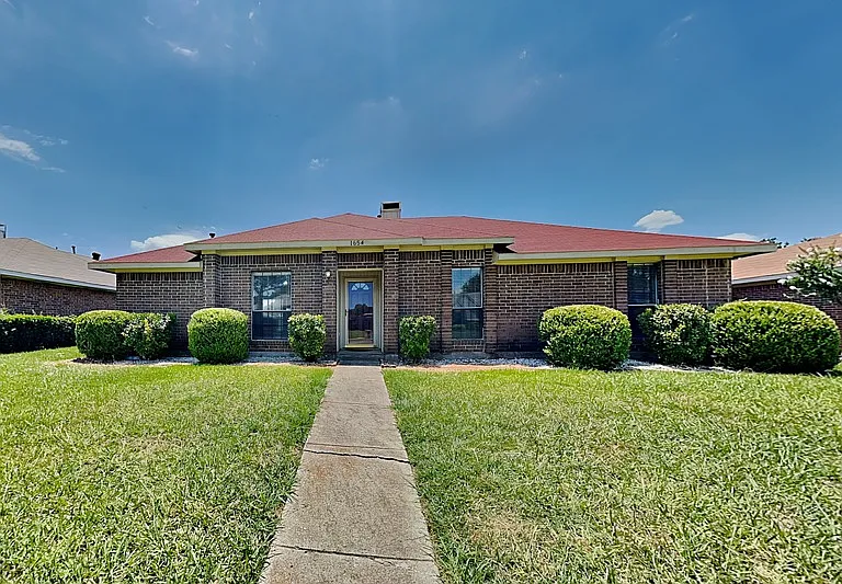1654 Belltower Dr — Photo 1