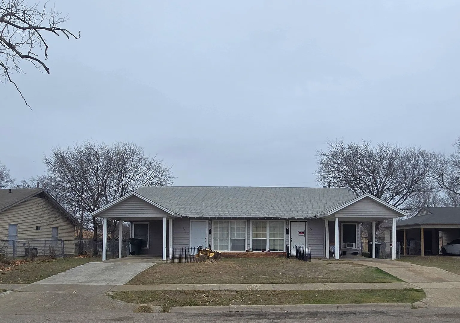 Duplex in central Killeen — Photo 1