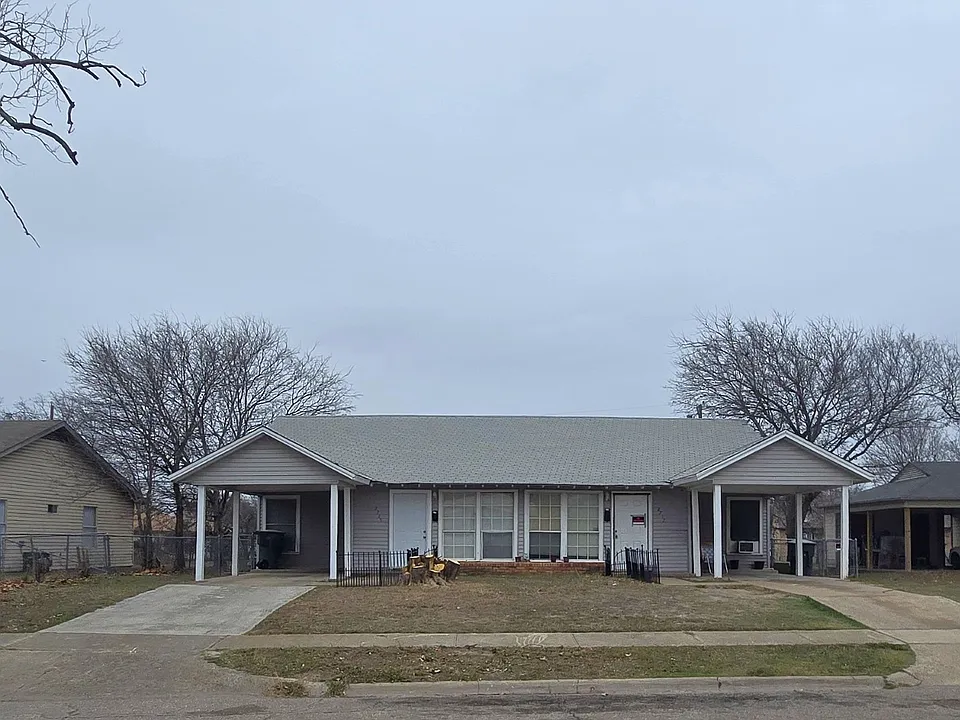 2715 Terrace Dr