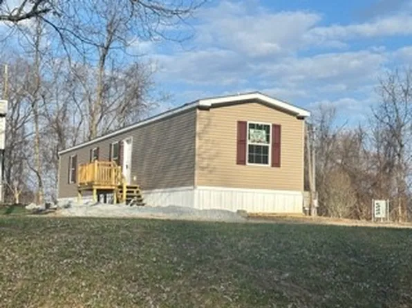 353 Ames Rd, Bentleyville, PA 15314